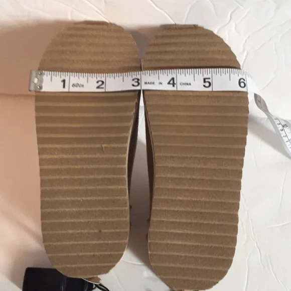 🆕 girls tan faux fur boots  size 10 - Picture 10 of 10